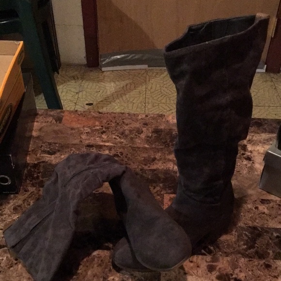 Boots - Picture 6 of 6